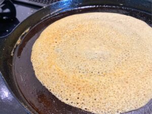 冷凍しておいたクレープもシャロウパンで焼き直し