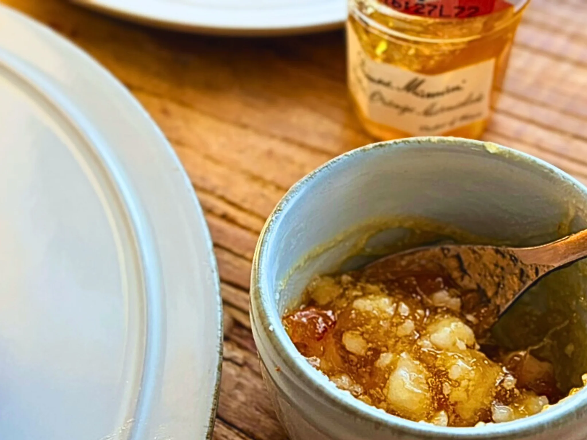 マーマレードとココナッツオイルを合わせたトースト